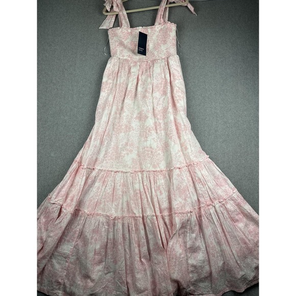 crown & ivy Dresses & Skirts - Crown & Ivy Dress Womens Medium Pink Floral Smocked Tiered Maxi Sundress NWT